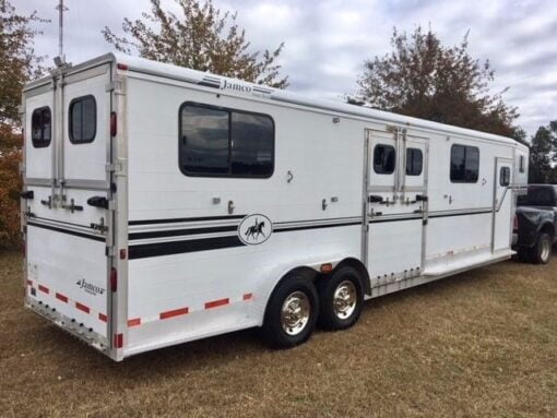 2002 Jamco 4 HORSE HEAD TO HEAD