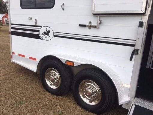 2002 Jamco 4 HORSE HEAD TO HEAD