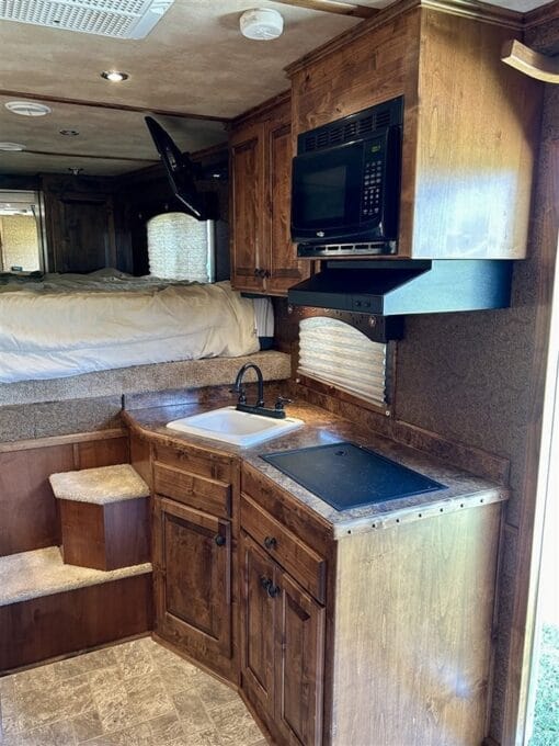 2013 Elite 3 Horse LQ