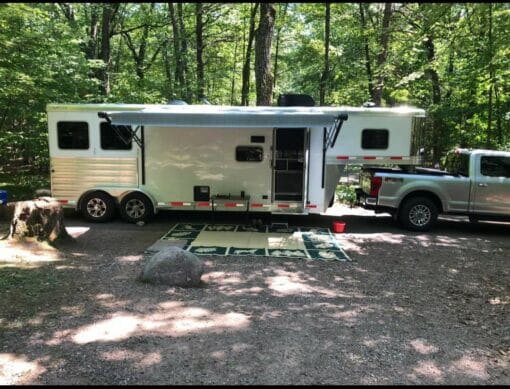 2021 Exiss 7210 - 2 horse LQ slant