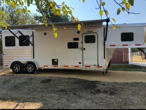 2021 Exiss 7210 - 2 horse LQ slant