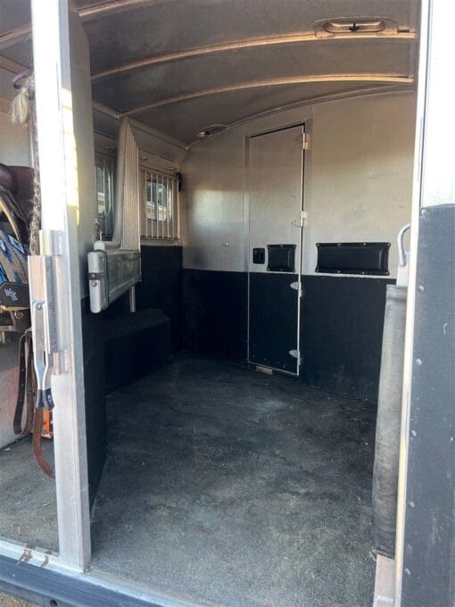 2002 4 Star Living Quarters