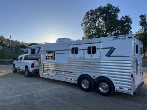 2002 4 Star Living Quarters